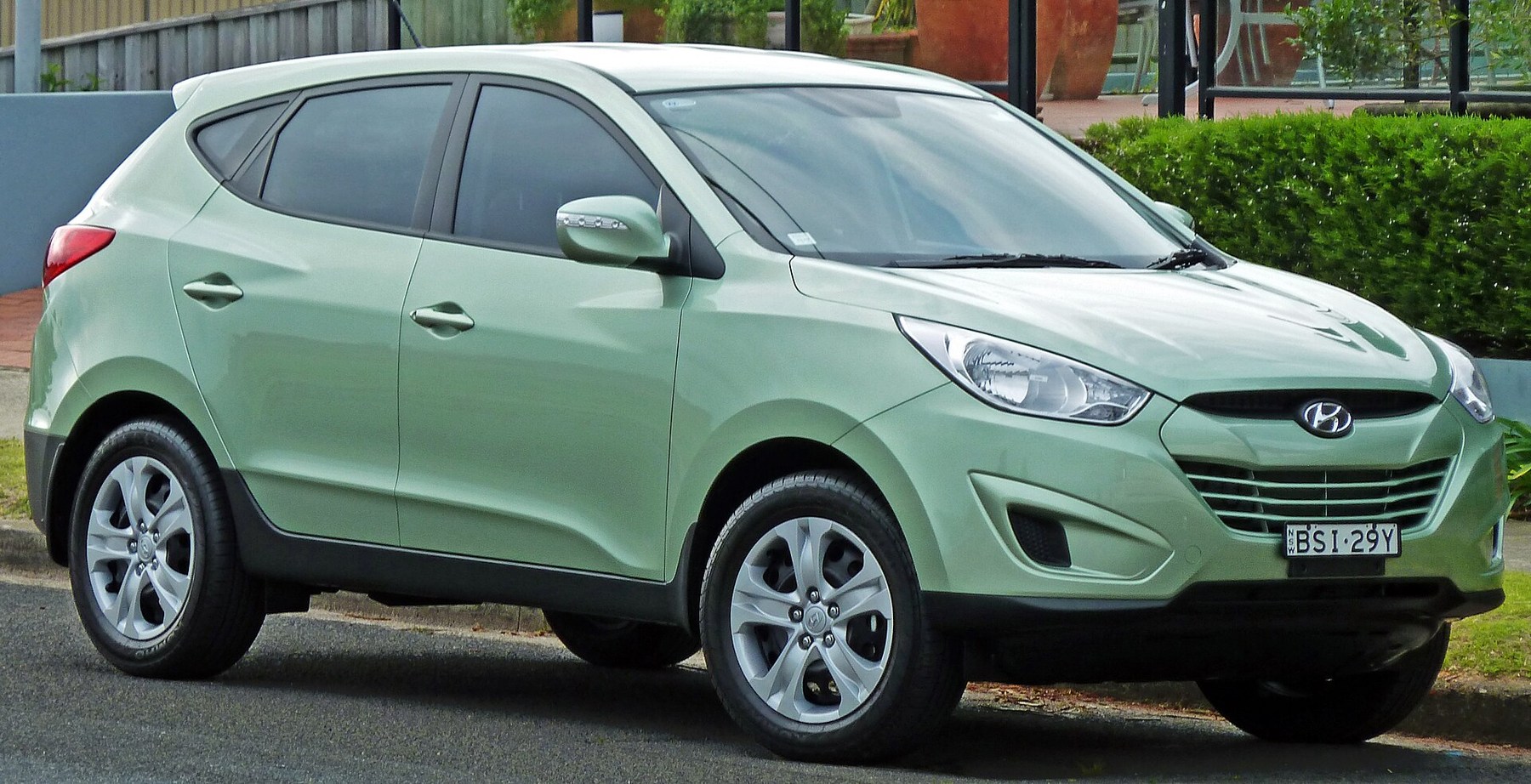 Hyundai ix35 Alım Rehberi: 1.6 GDI, 2.0 CRDi, Otomatik ve 4x4 kapak görseli