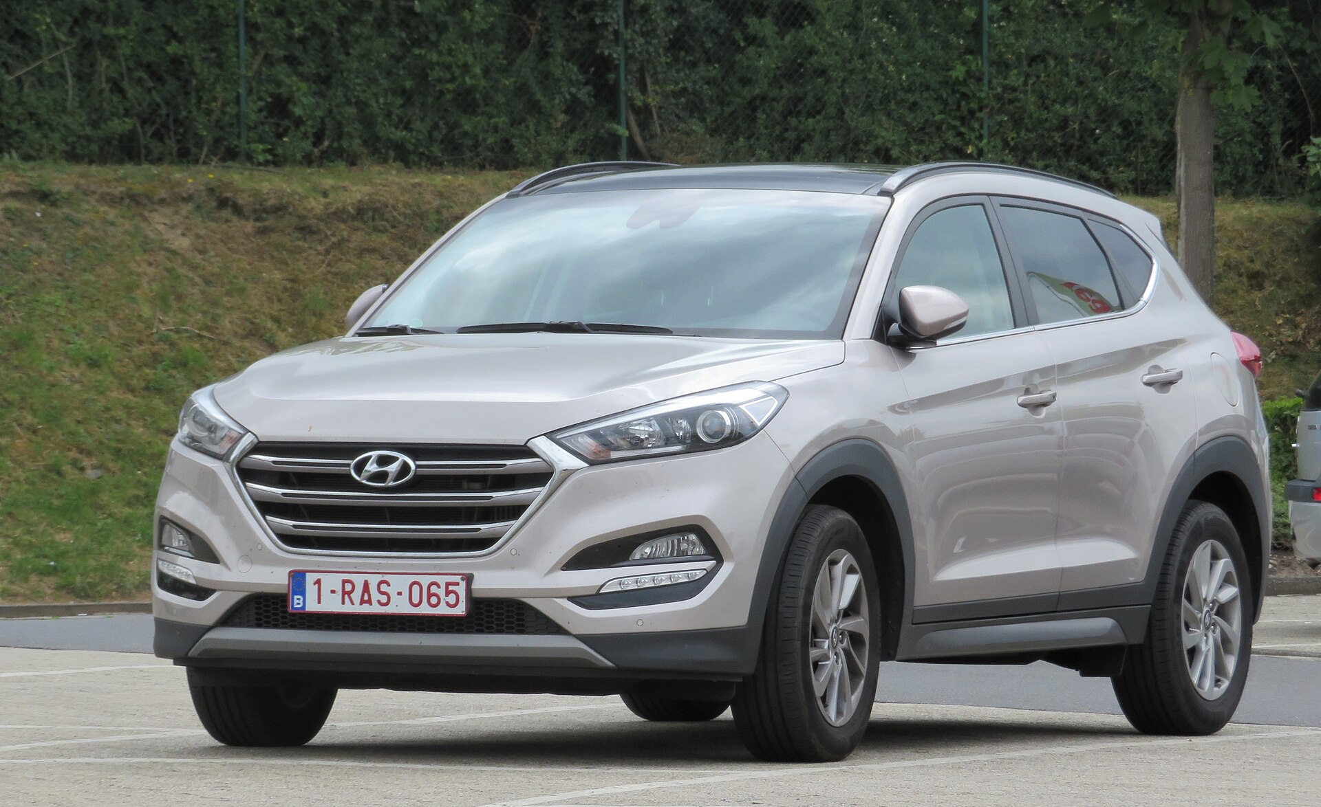 Hyundai Tucson TL önden görünüm