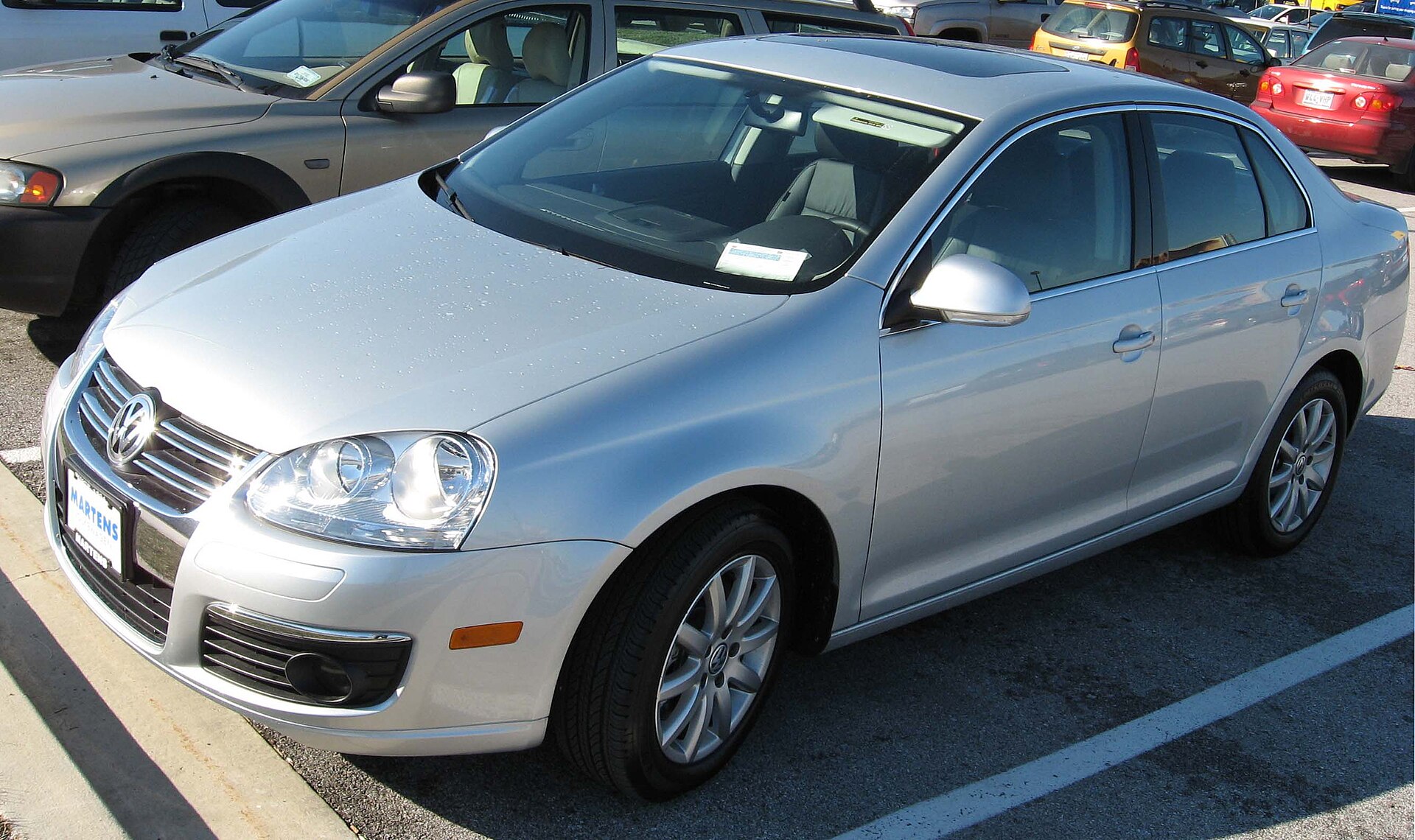 Volkswagen Jetta V, 2005–2007 sedan görünüşü