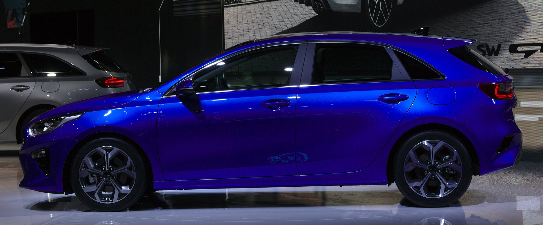 Kia Ceed CD yan görünüm