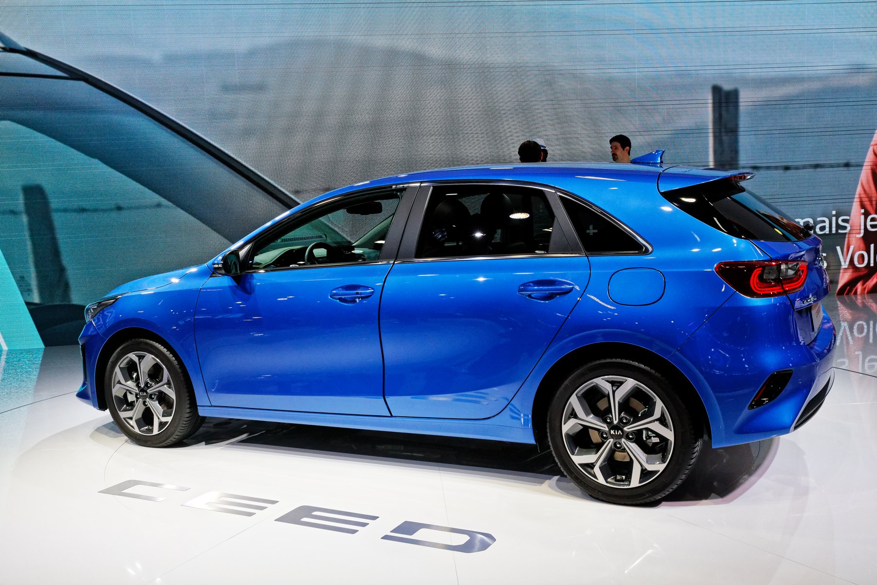 Kia Ceed CD fuar ön görünümü