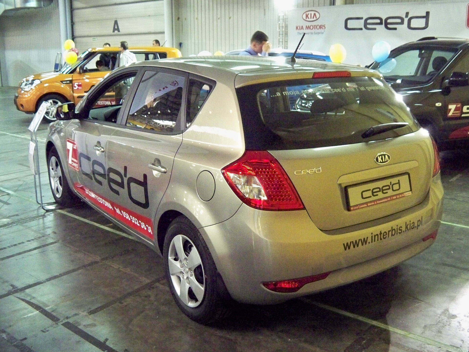 Makyajlı Kia cee’d ED arka görünüş