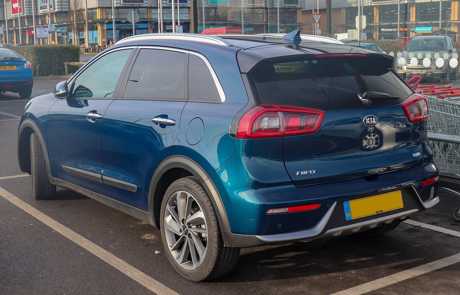 2017 Kia Niro ön ve arka gövde detayları