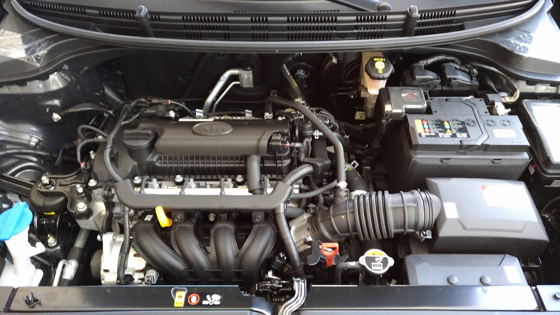 Kia Rio YB motor bölmesi