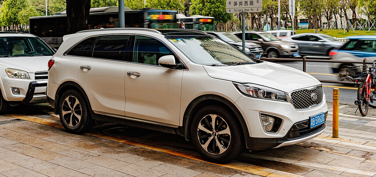 Çin pazarı Kia Sorento UM gövde görünümü