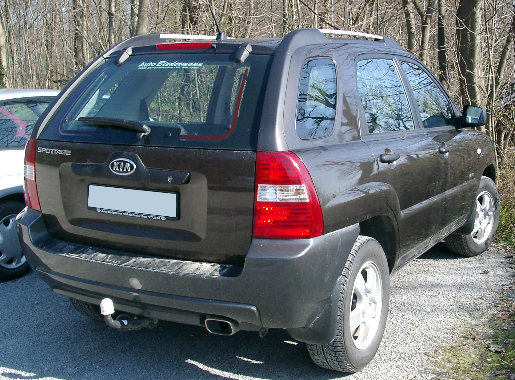 Kia Sportage KM arka tasarım ve bagaj kapağı