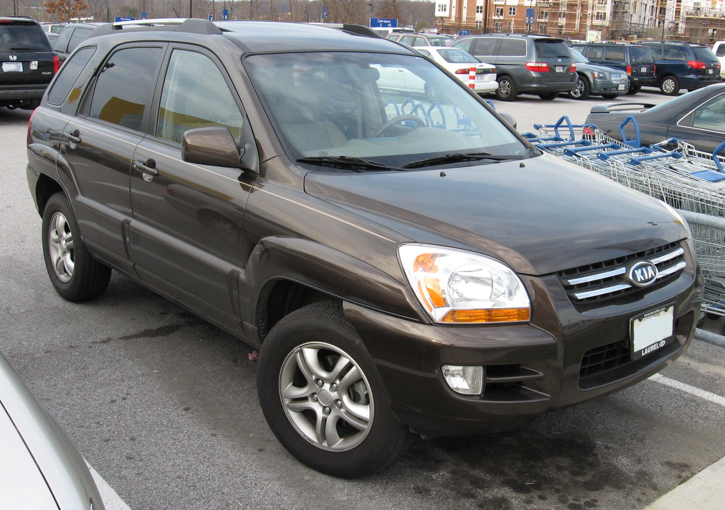 Kia Sportage KM'nin 2000'ler SUV gövde oranları