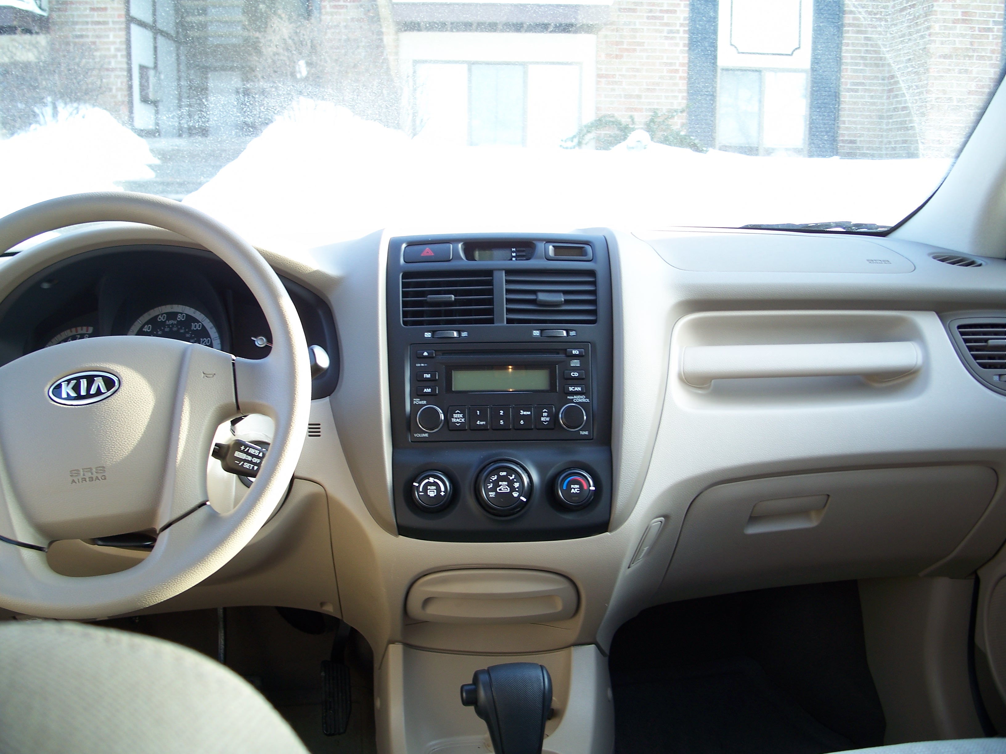 Kia Sportage KM kabin ve ön konsol