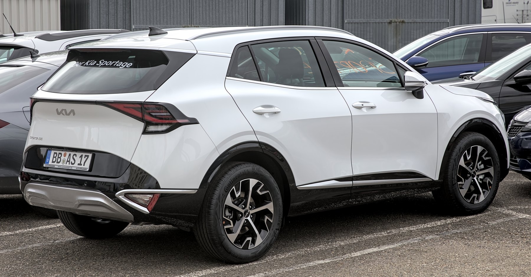 Kia Sportage NQ5 yan görünüm