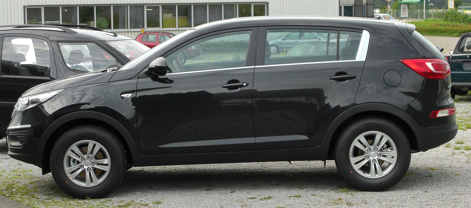 Kia Sportage SL yan profili