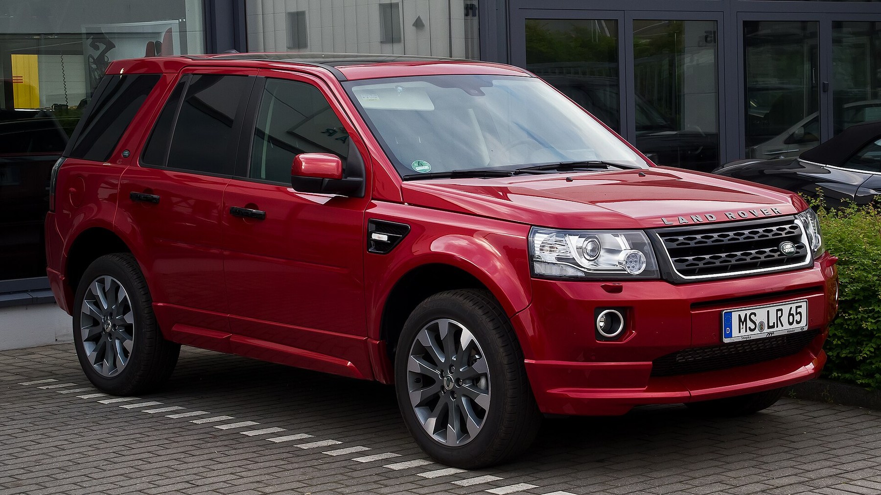İkinci makyaj Land Rover Freelander 2 SD4 Dynamic