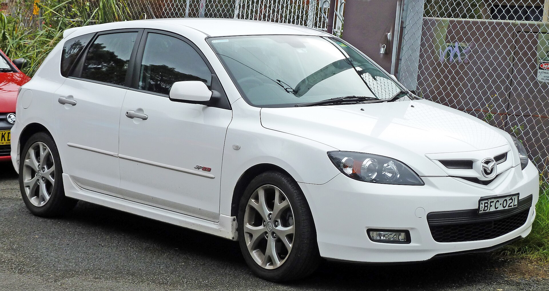 2008–2009 makyajlı Mazda 3 BK hatchback