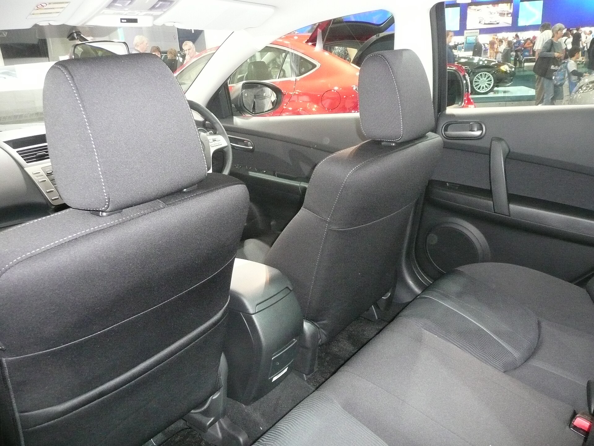 Mazda 6 GH iç konsol görünüşü