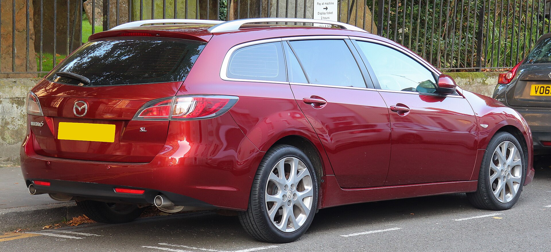 Mazda 6 GH Estate arka bölümü