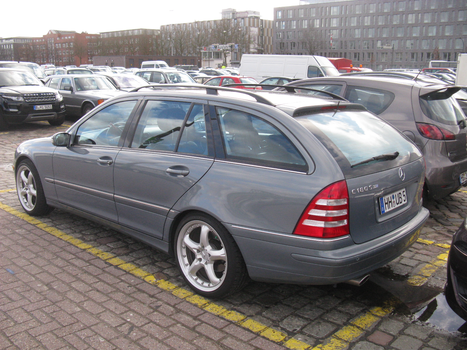 Mercedes-Benz C180 T S203 station wagon