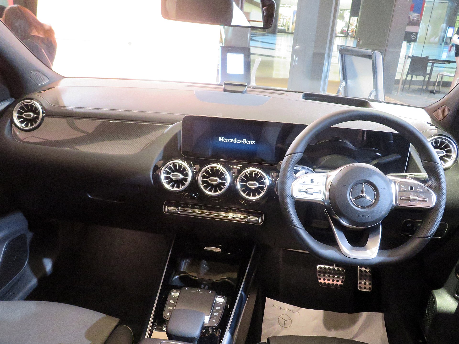 Mercedes GLA H247 MBUX iç mekân