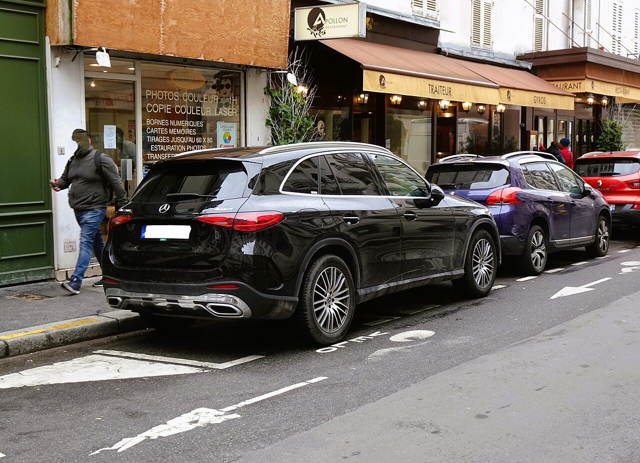 Mercedes-Benz GLC X254 şarj edilebilir hibrit varyantı
