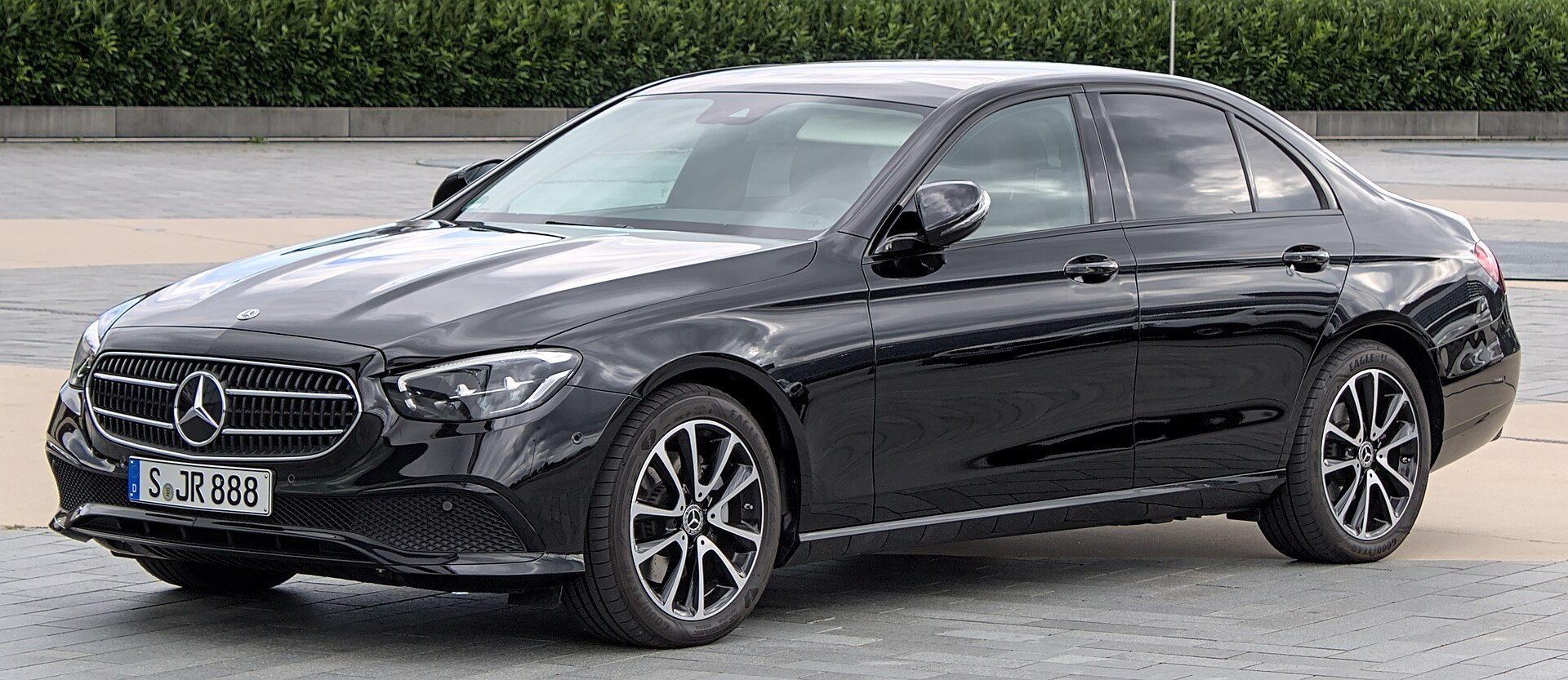 Mercedes E Serisi W213 Alım Rehberi: OM654, 9G-Tronic ve E180 kapak görseli