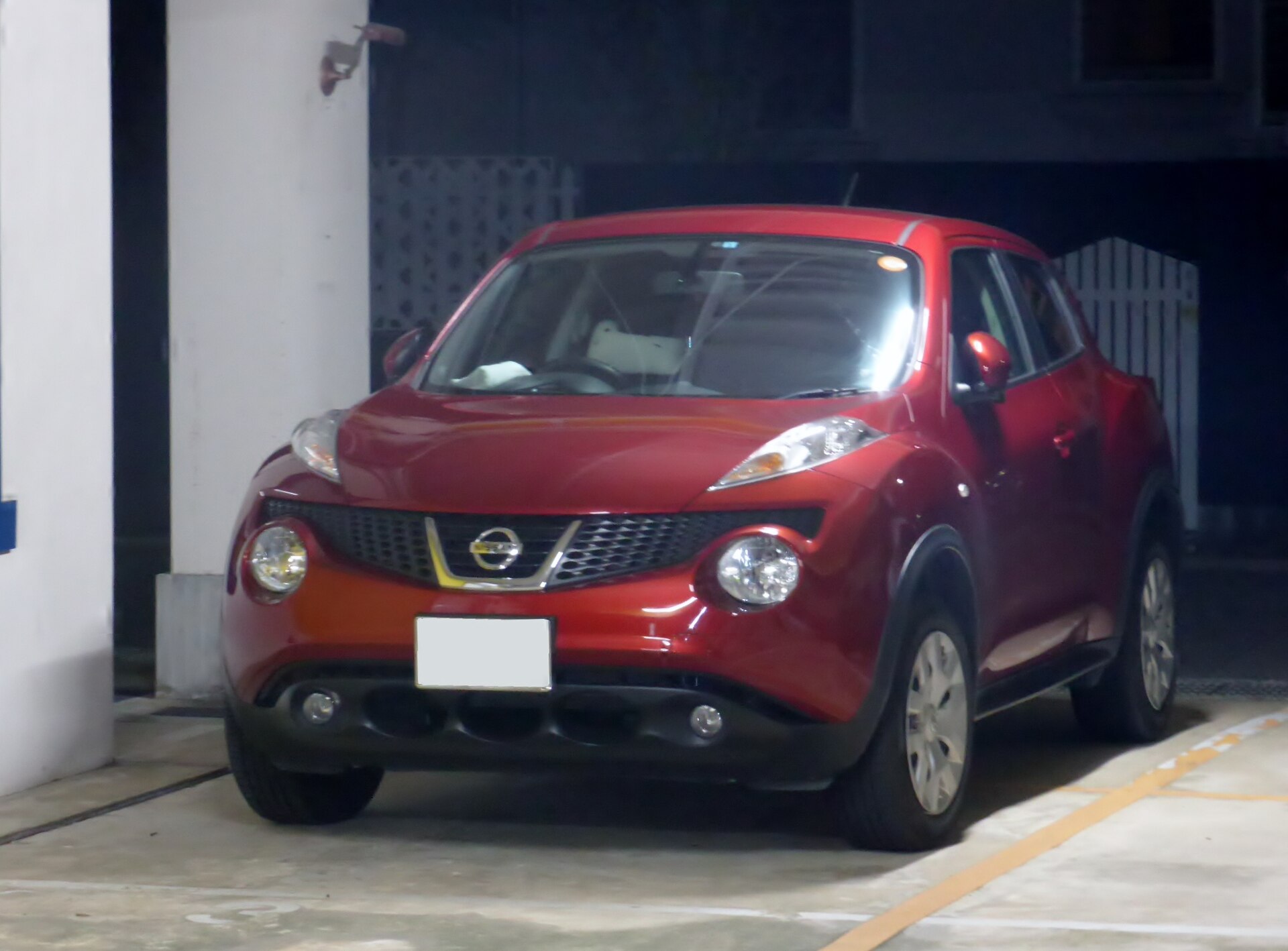 Nissan Juke F15 ilk nesil ön görünümü