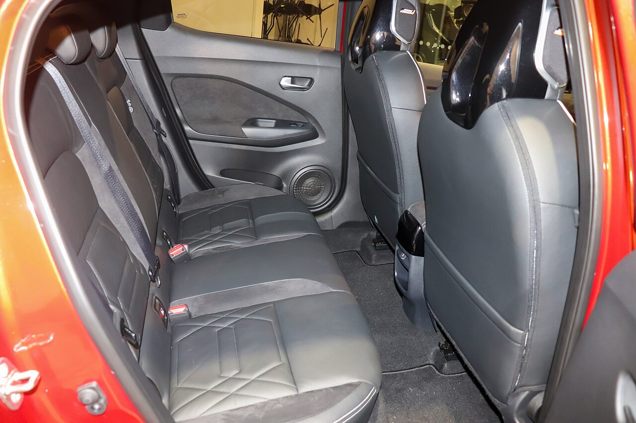 Nissan Juke F16 arka koltukları