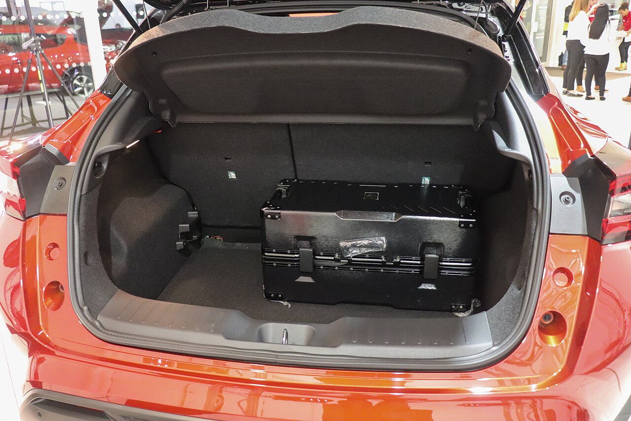 Nissan Juke F16 422 litrelik bagaj