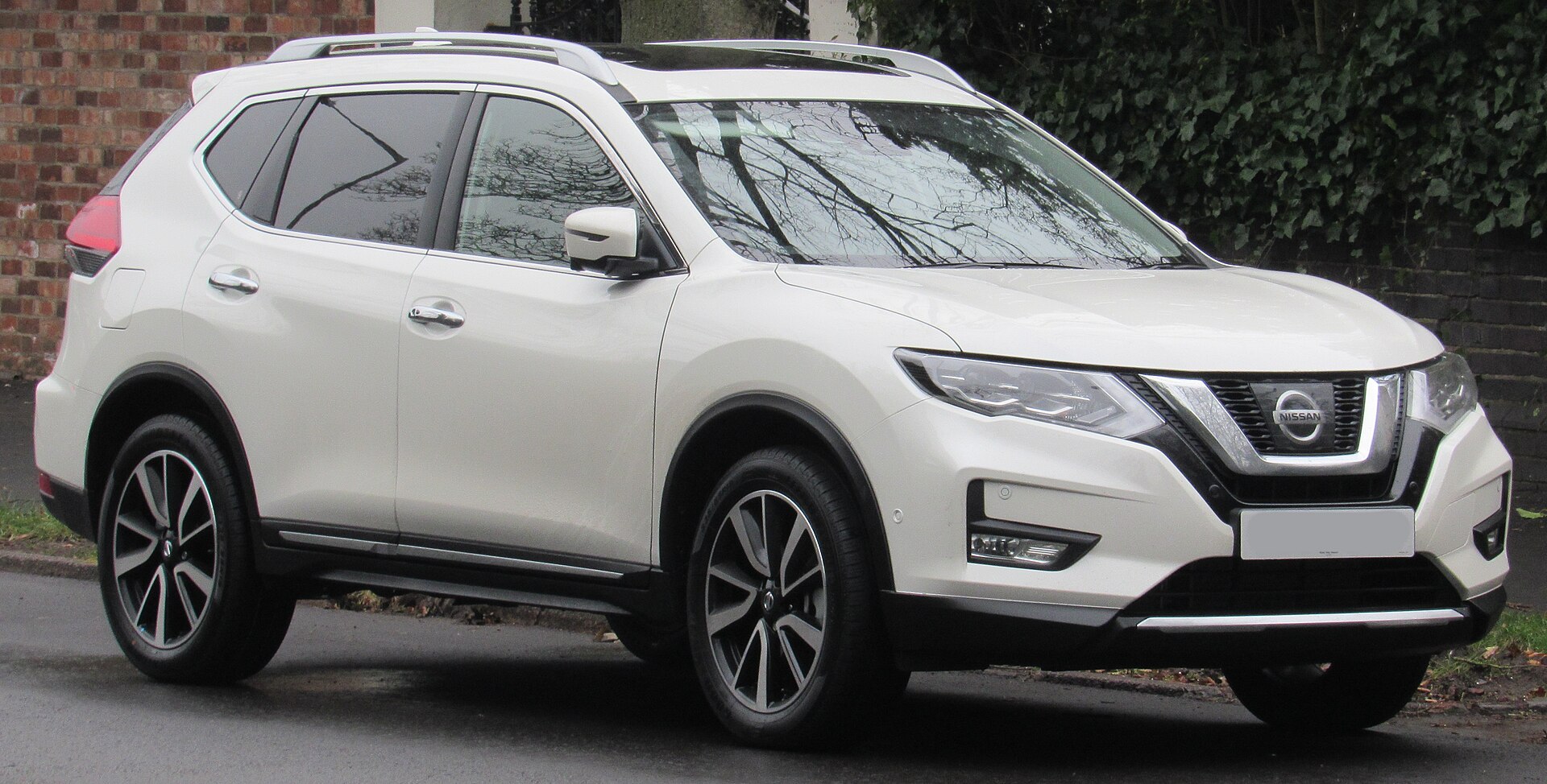 Nissan X-Trail T32 makyajlı DIG-T önden görünüm