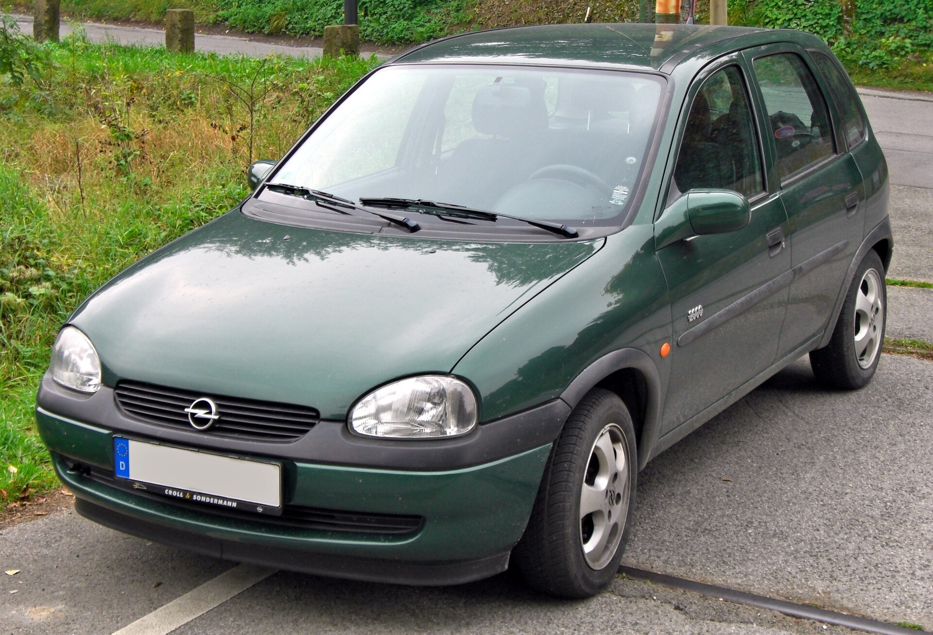 2000 Opel Corsa B beş kapılı makyajlı hatchback