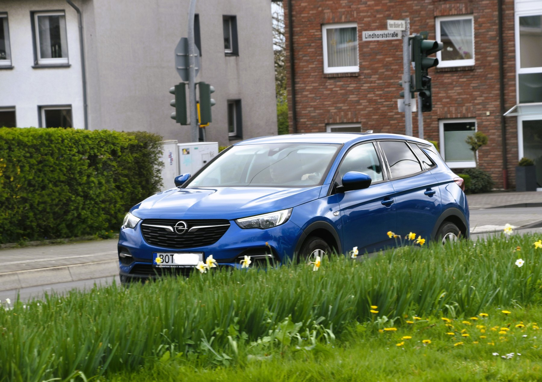 Opel Grandland X 1.2 Turbo motor bölmesi