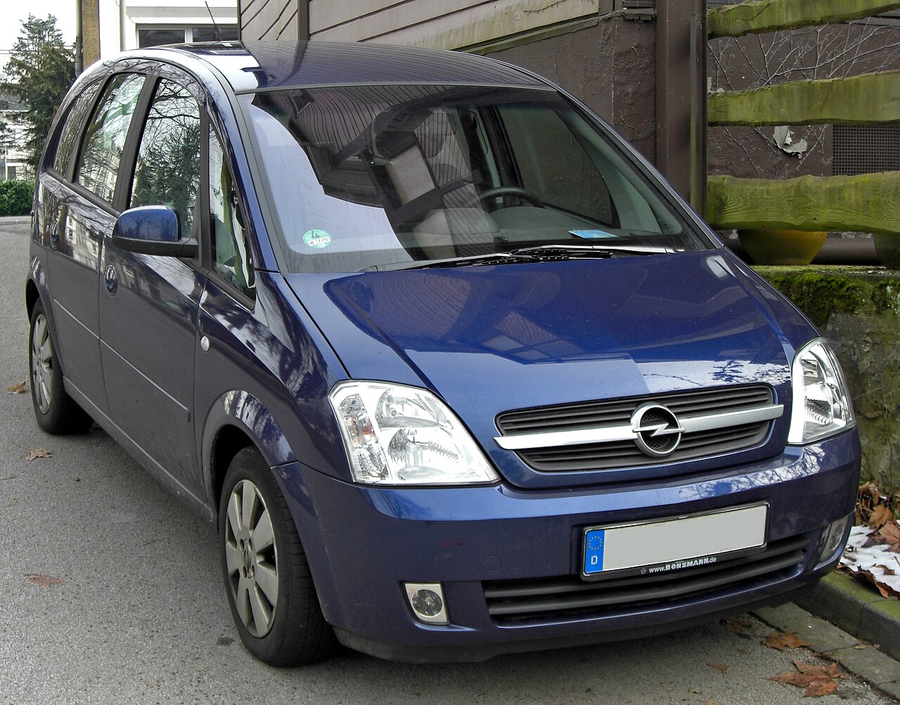 Opel Meriva A 2009 ön görünüm erken dönem gövde