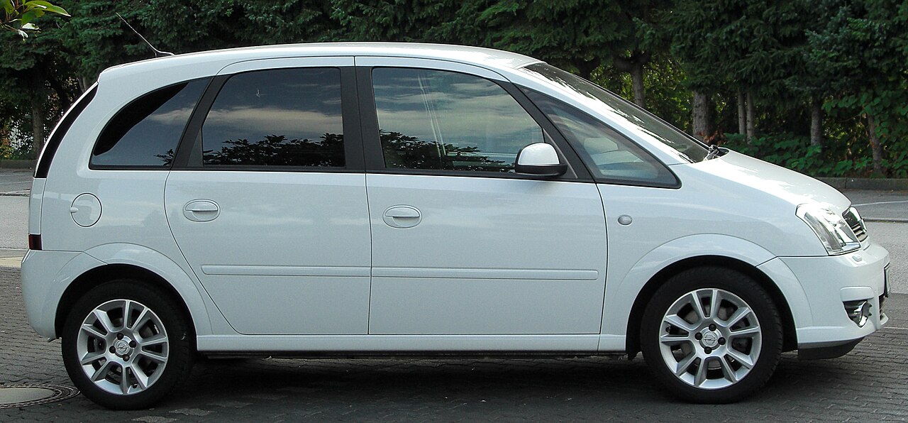 Opel Meriva A makyajlı yan profil