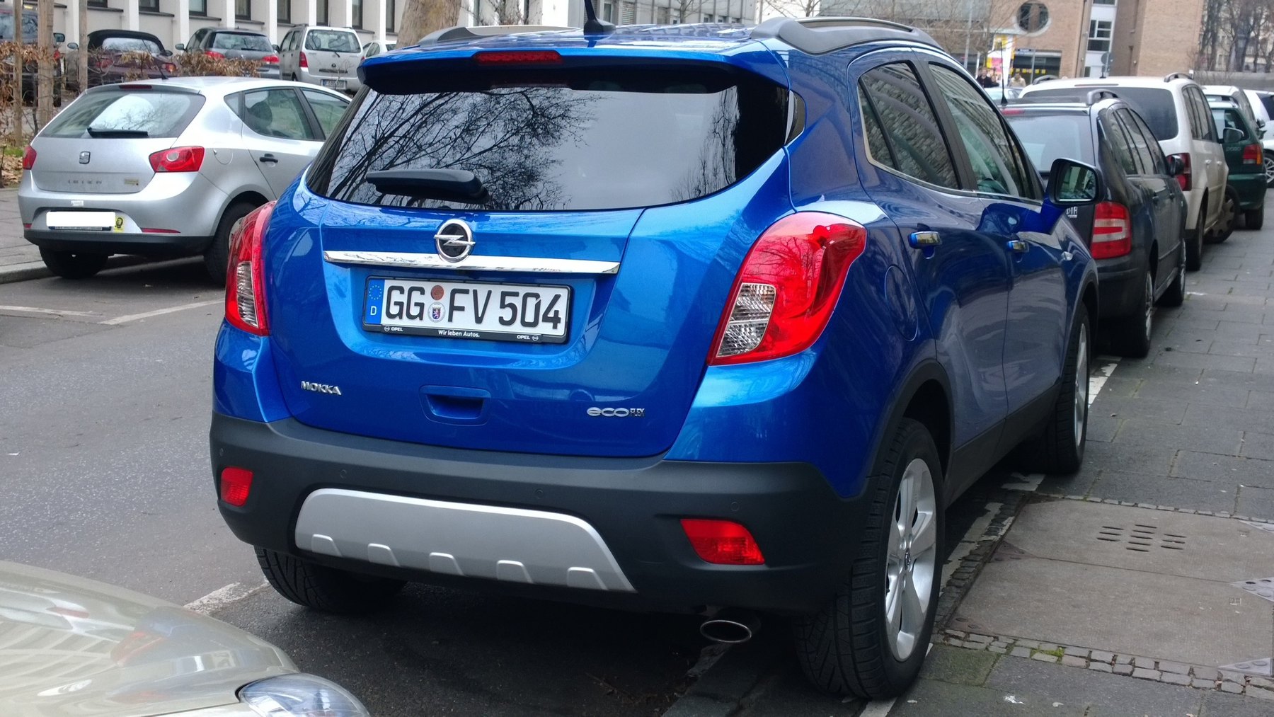 Makyaj öncesi Opel Mokka önden görünüm