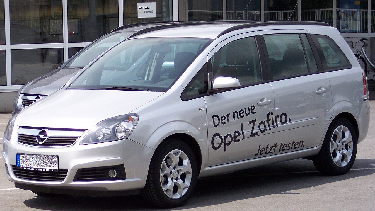 2005 Opel Zafira B ilk nesil görünümü