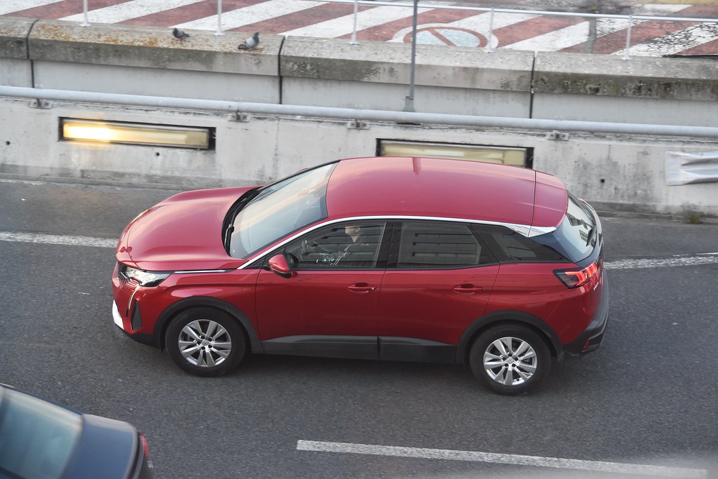 Peugeot 3008 II Alım Rehberi: PureTech, BlueHDi ve EAT8: dış görünüm ve gövde ayrıntısı 5