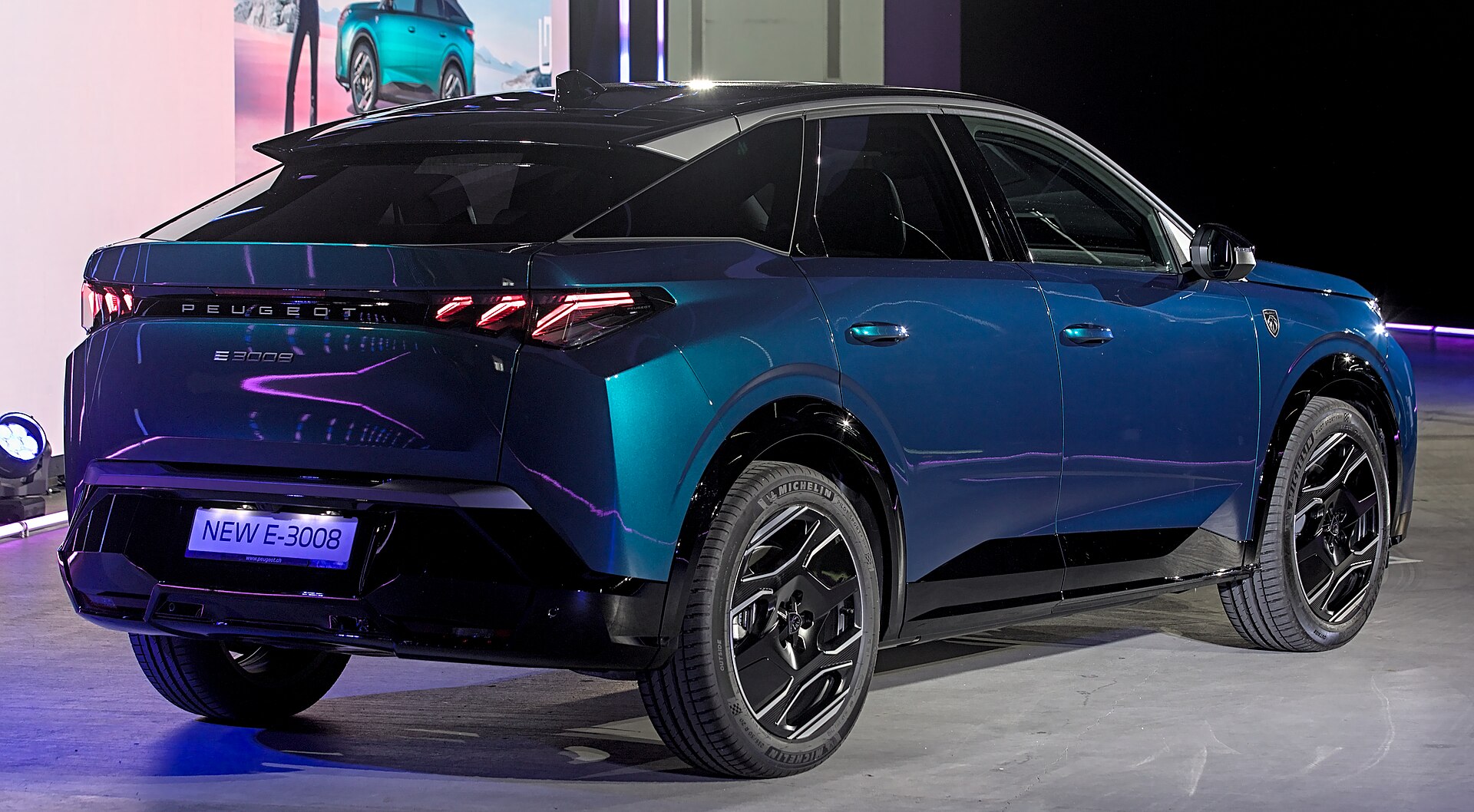 Yeni Peugeot 3008 ön tasarım detayı