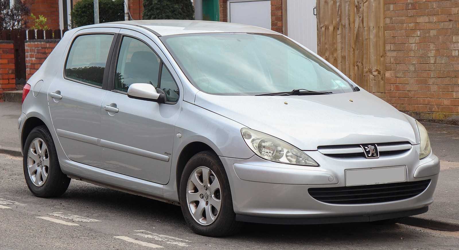 Peugeot 307 Alım Rehberi: 1.6, 1.6 HDi ve AL4 Otomatik kapak görseli