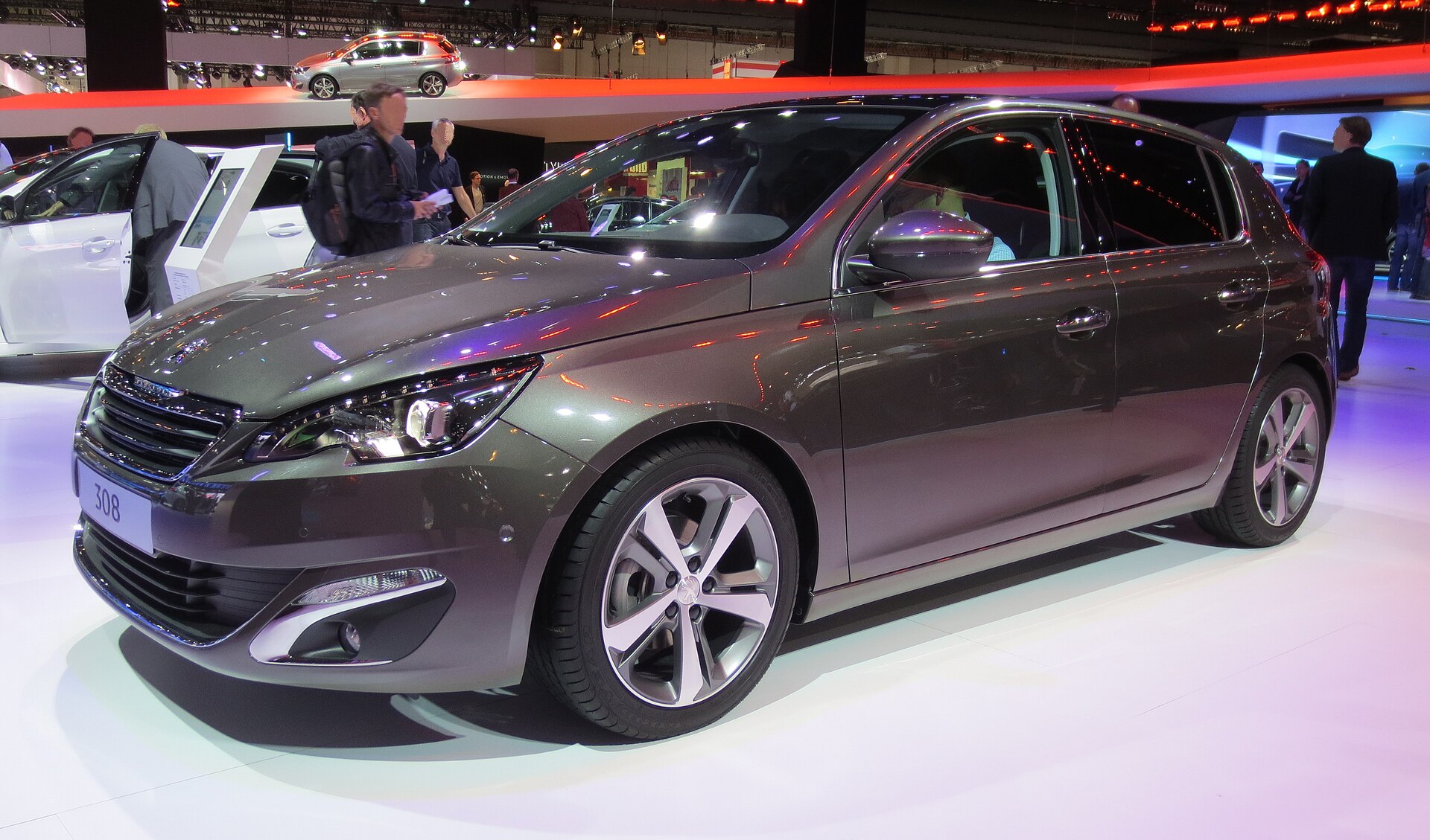 Peugeot 308 T9 Alım Rehberi: PureTech Kayışı ve BlueHDi kapak görseli
