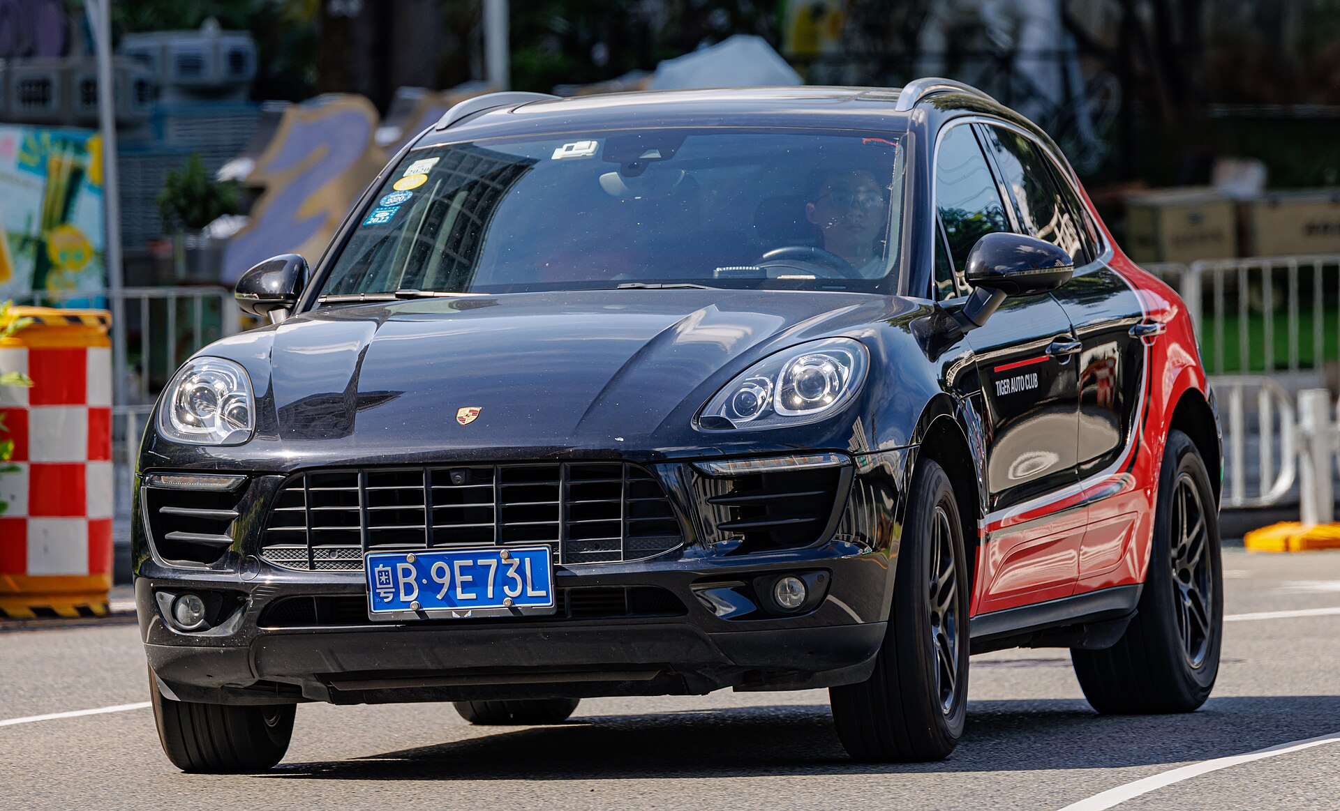 Porsche Macan 95B şehir içi görünüm