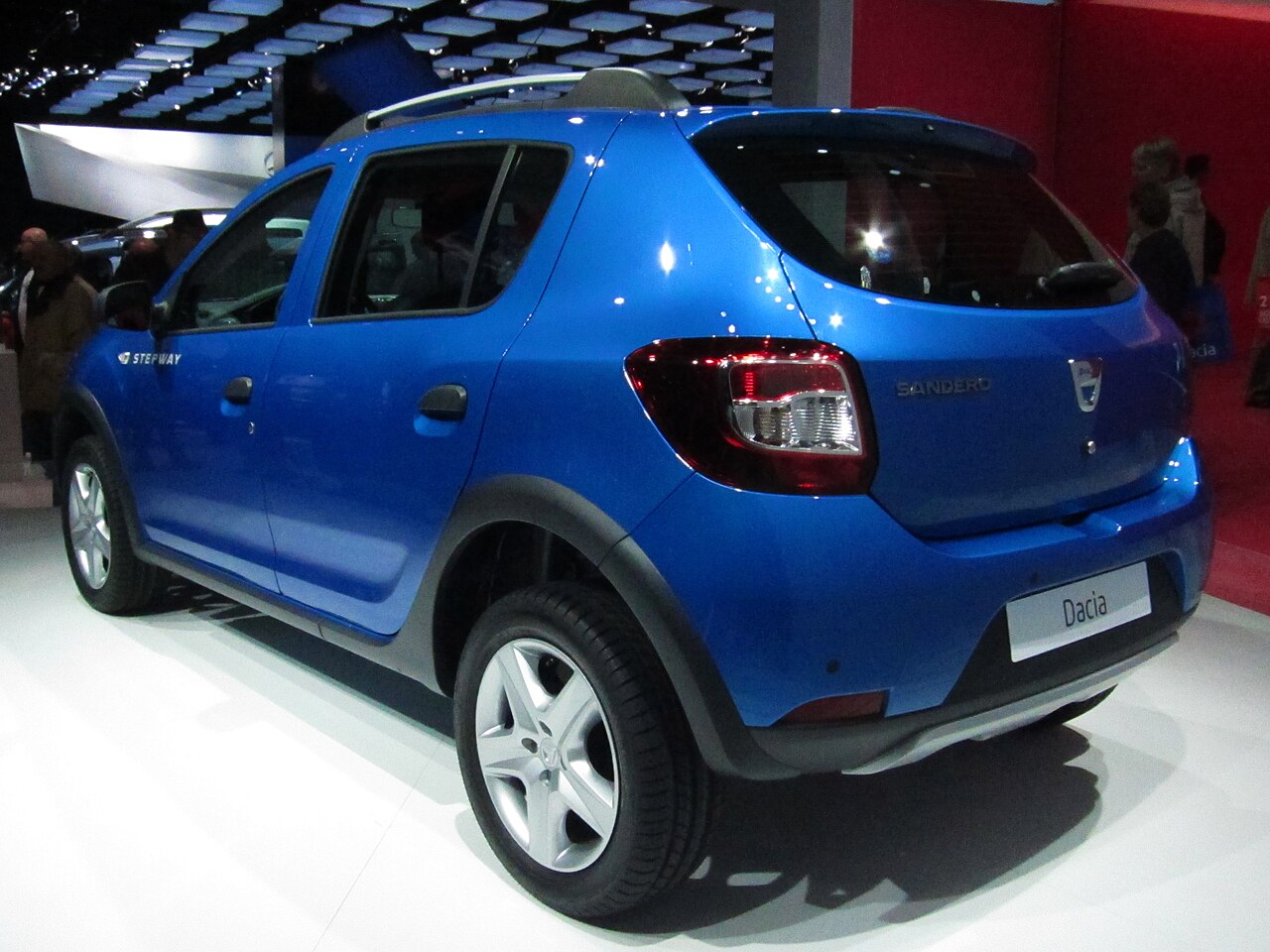 Dacia Sandero Stepway II arka üç çeyrek