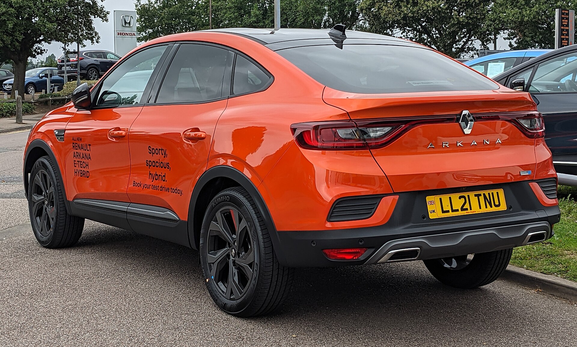 Renault Arkana CMF-B kasa ön üç çeyrek görünümü