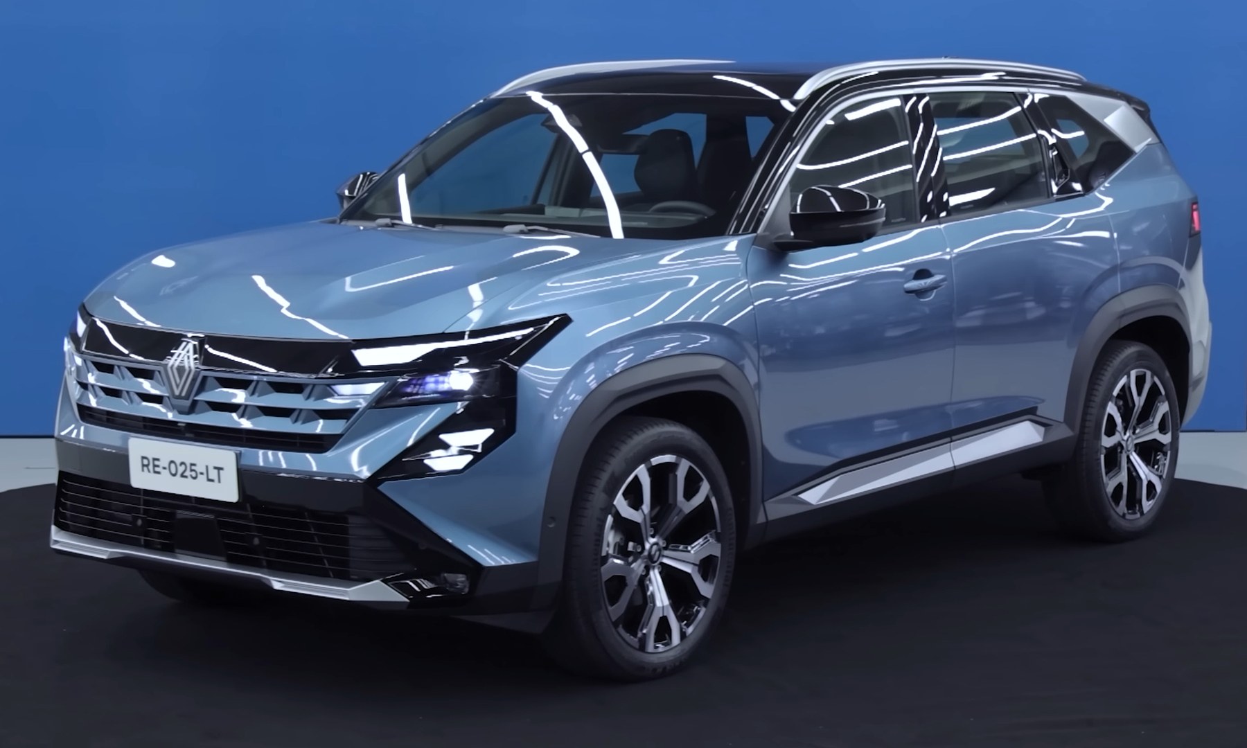 Renault Boreal İncelemesi: TCe 145 EDC, E-Tech 160 ve Rakipleri inceleme görseli