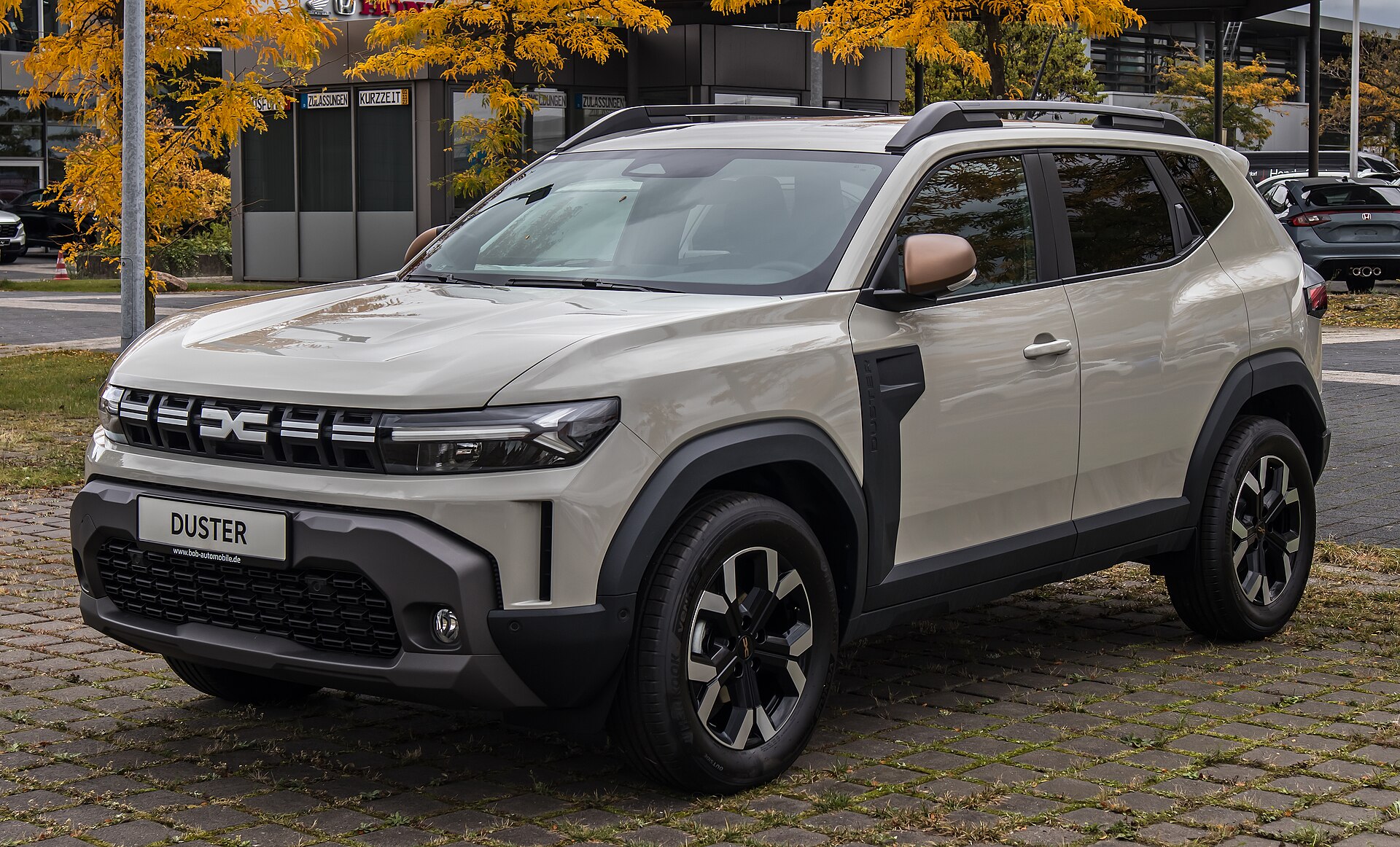 1.2 mild hybrid motorlu Duster III, yandan görünüm