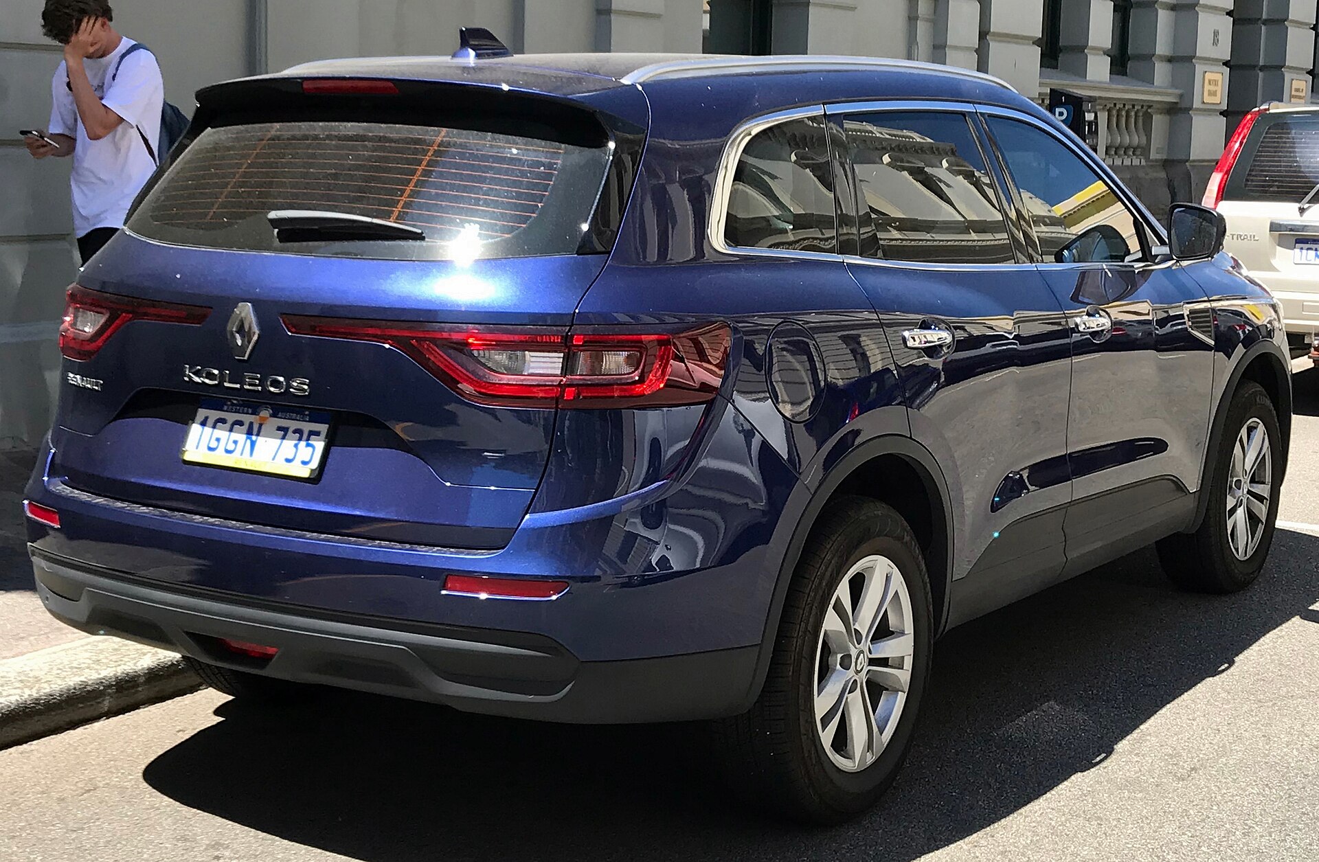 Renault Koleos HZG Life yan ve arka hatları