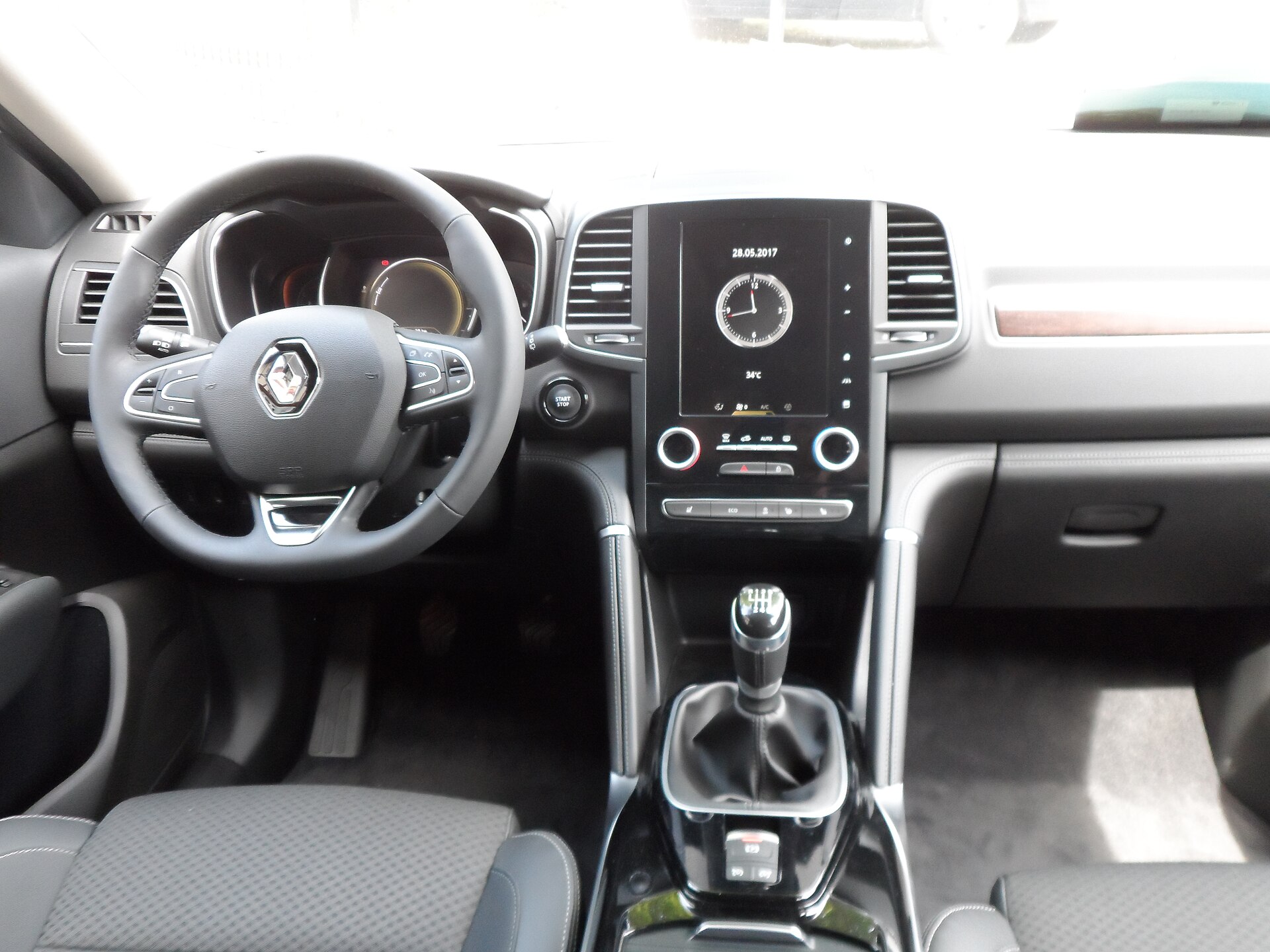 Renault Koleos II R-Link 2 kokpit ve orta ekran