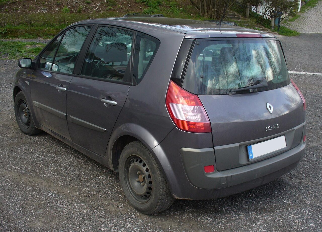 Renault Scénic II Phase I arka görünüş ve bagaj