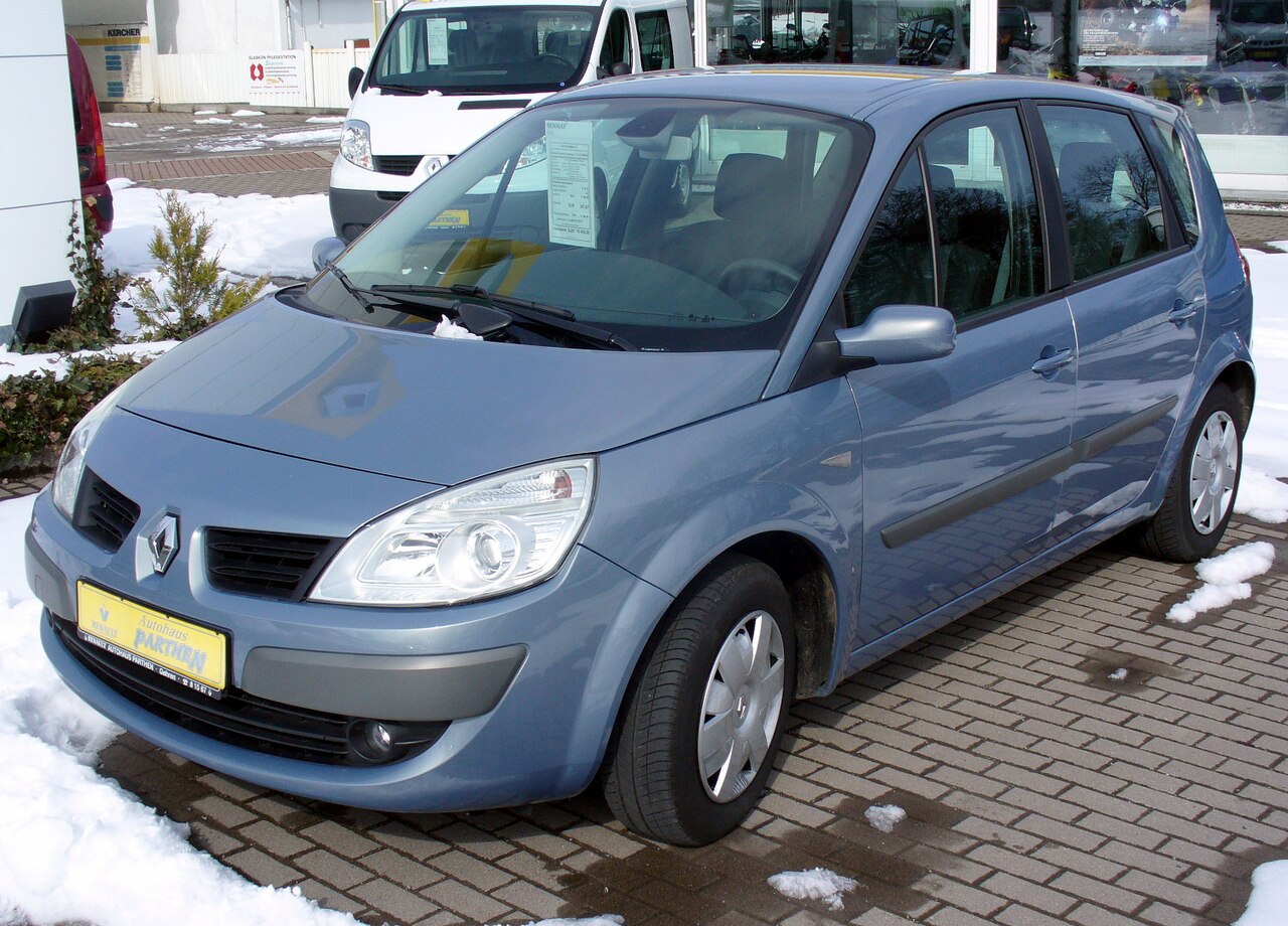 Makyajlı Renault Scénic II Phase II 1.6 16V