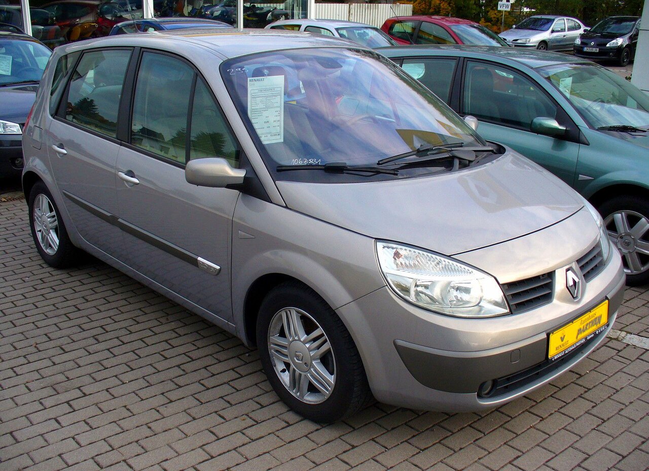 Renault Scénic II Phase I 2.0 16V
