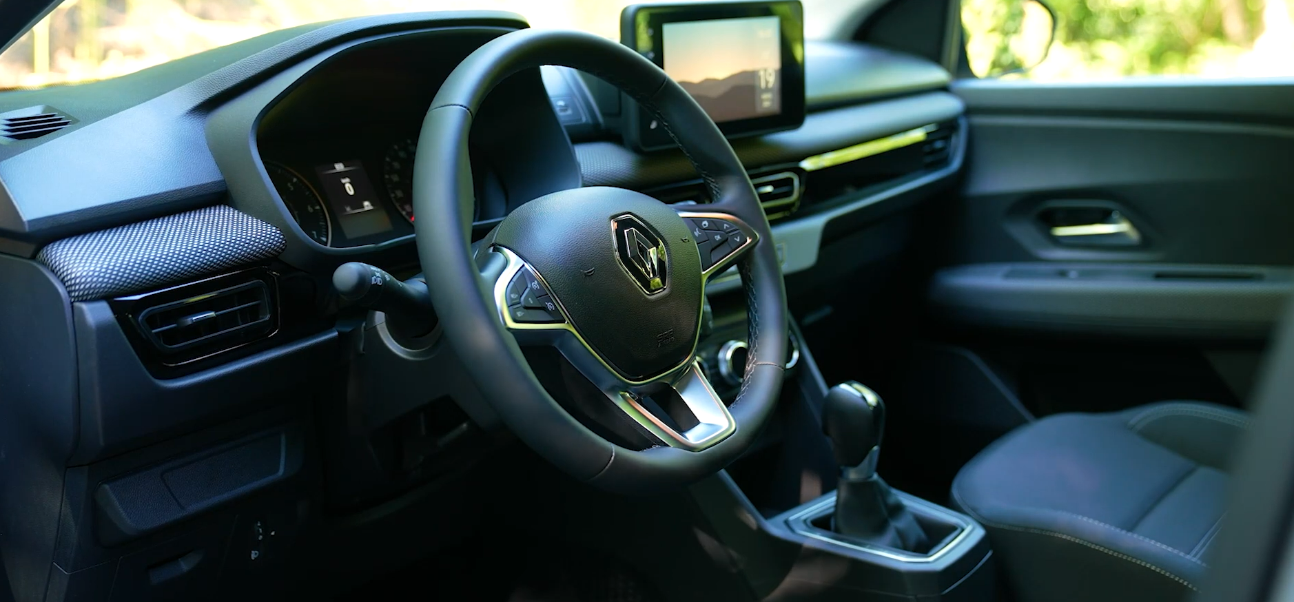 Renault Taliant X-Tronic ön konsol ve iç mekân ayrıntısı
