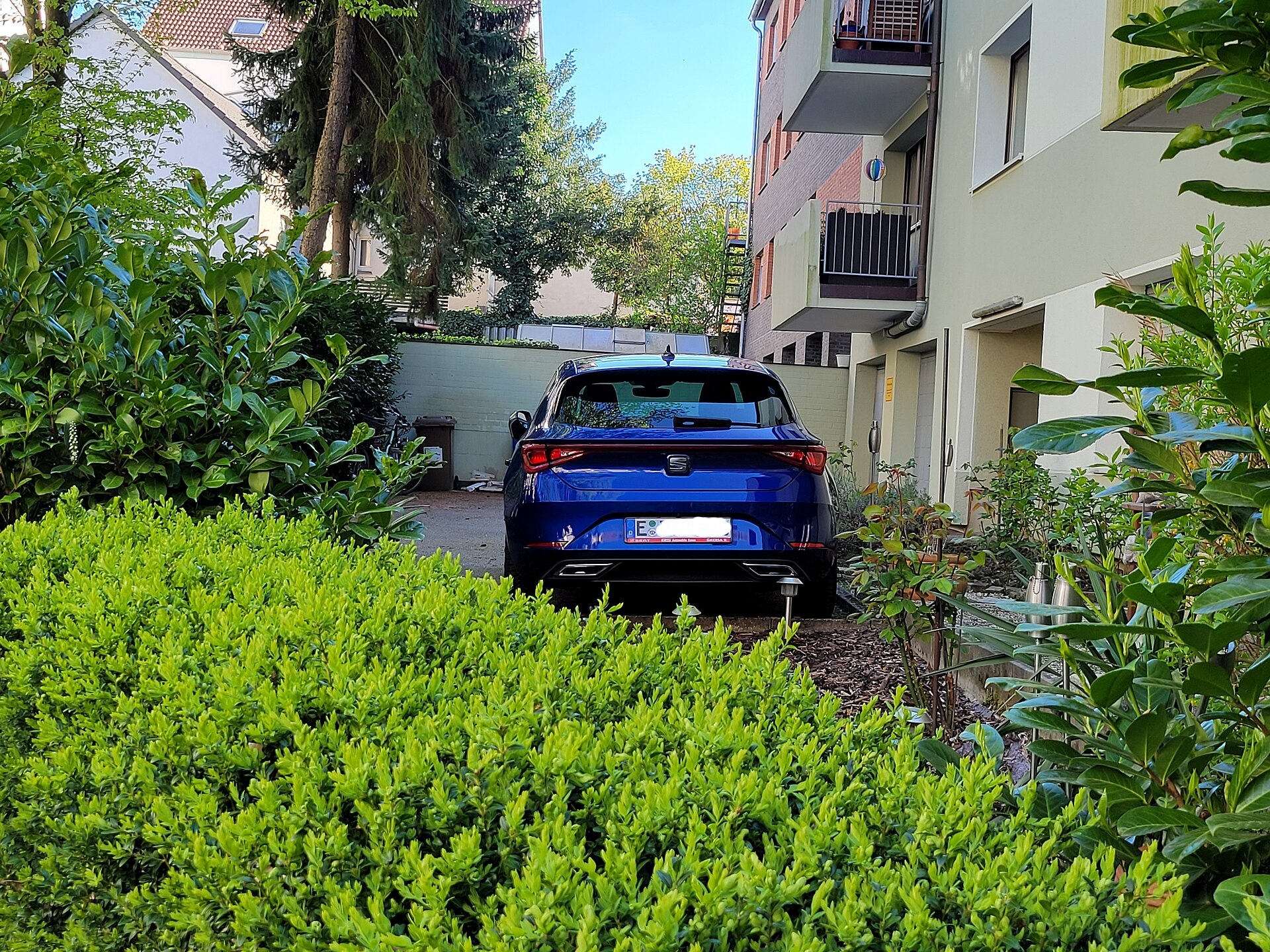 Mavi SEAT Leon KL arka görünüm
