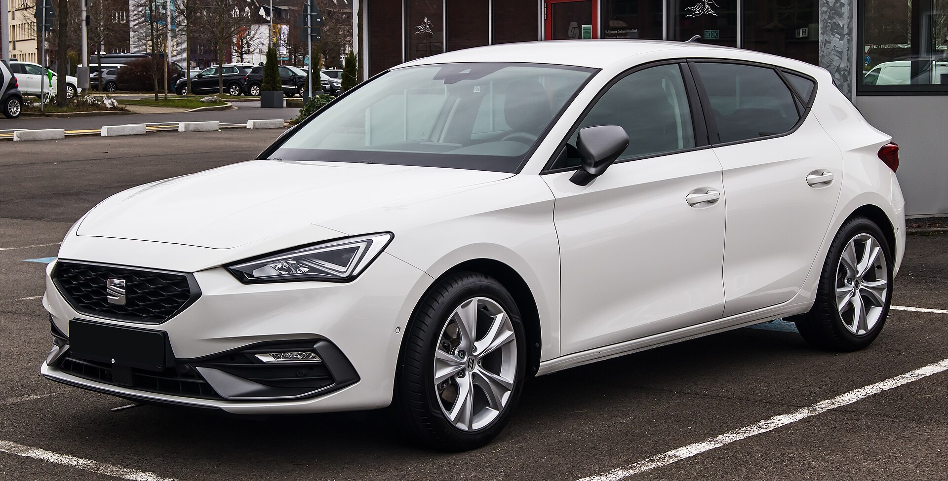 SEAT Leon KL FR önden görünüm