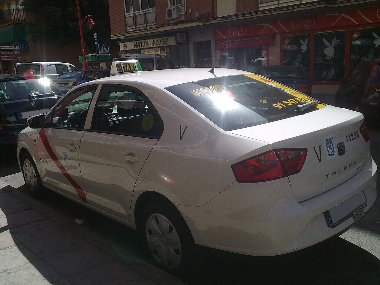 SEAT Toledo IV arka görünüş; İspanya'da taksi olarak kullanılmış örnek
